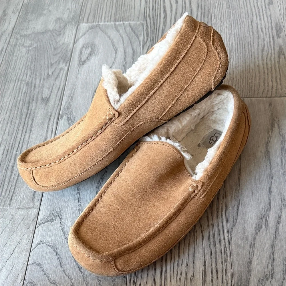 UGG Men's Ascot Chestnut Suede Loafers